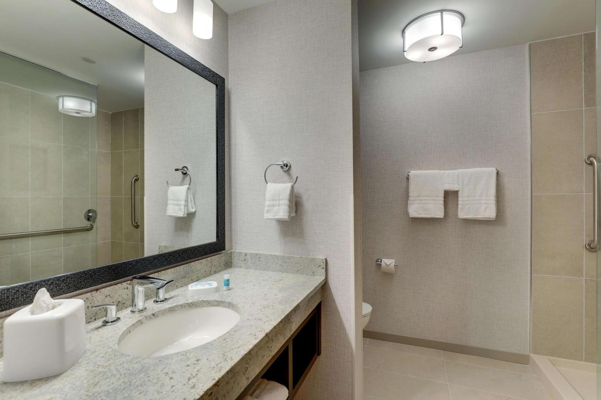 Drury Plaza Hotel Savannah Pooler Buitenkant foto