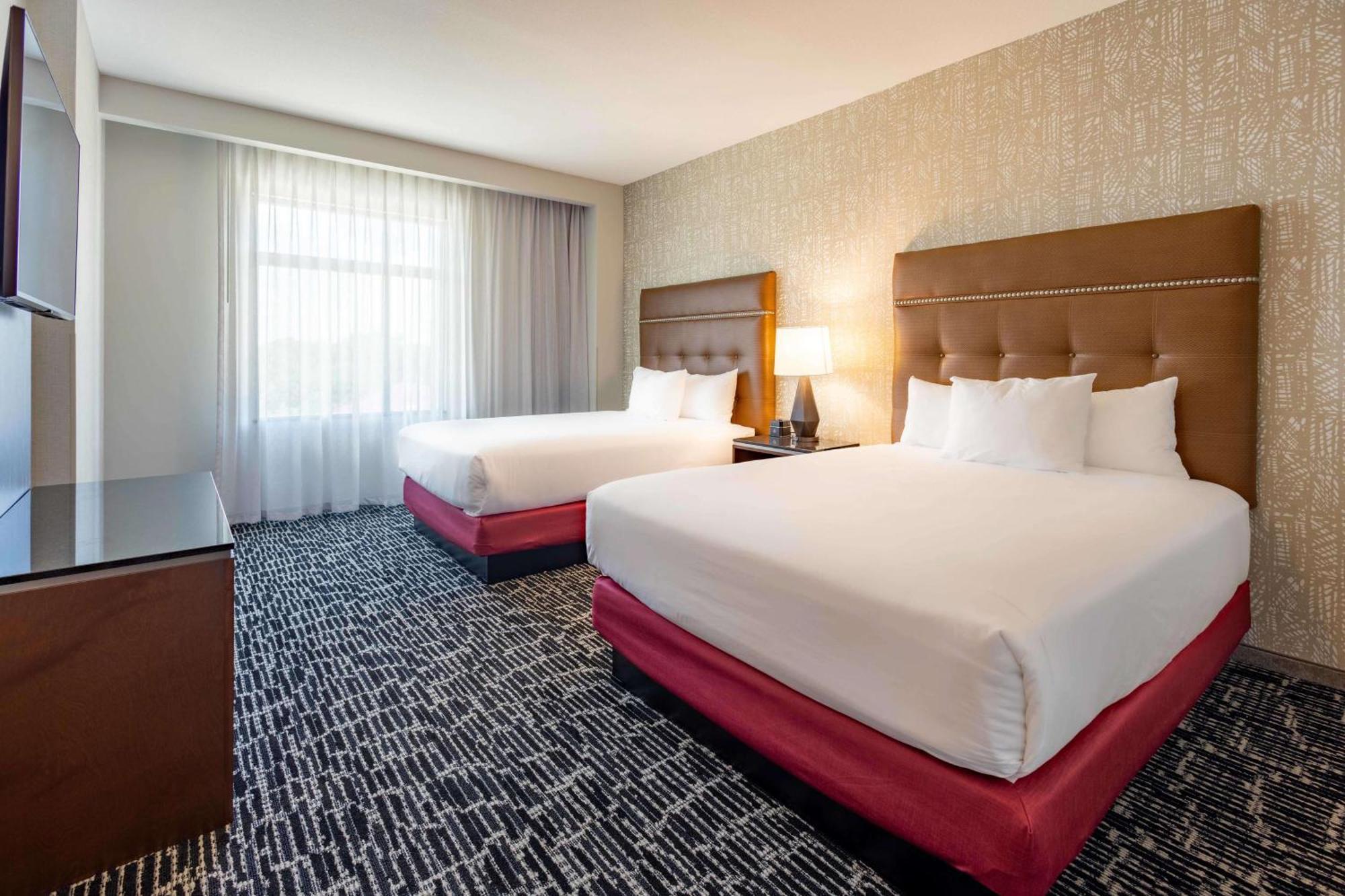 Drury Plaza Hotel Savannah Pooler Buitenkant foto